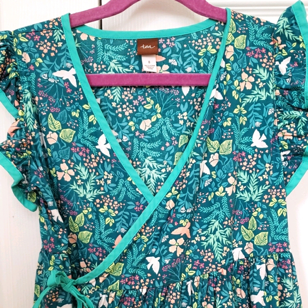 Girls dress